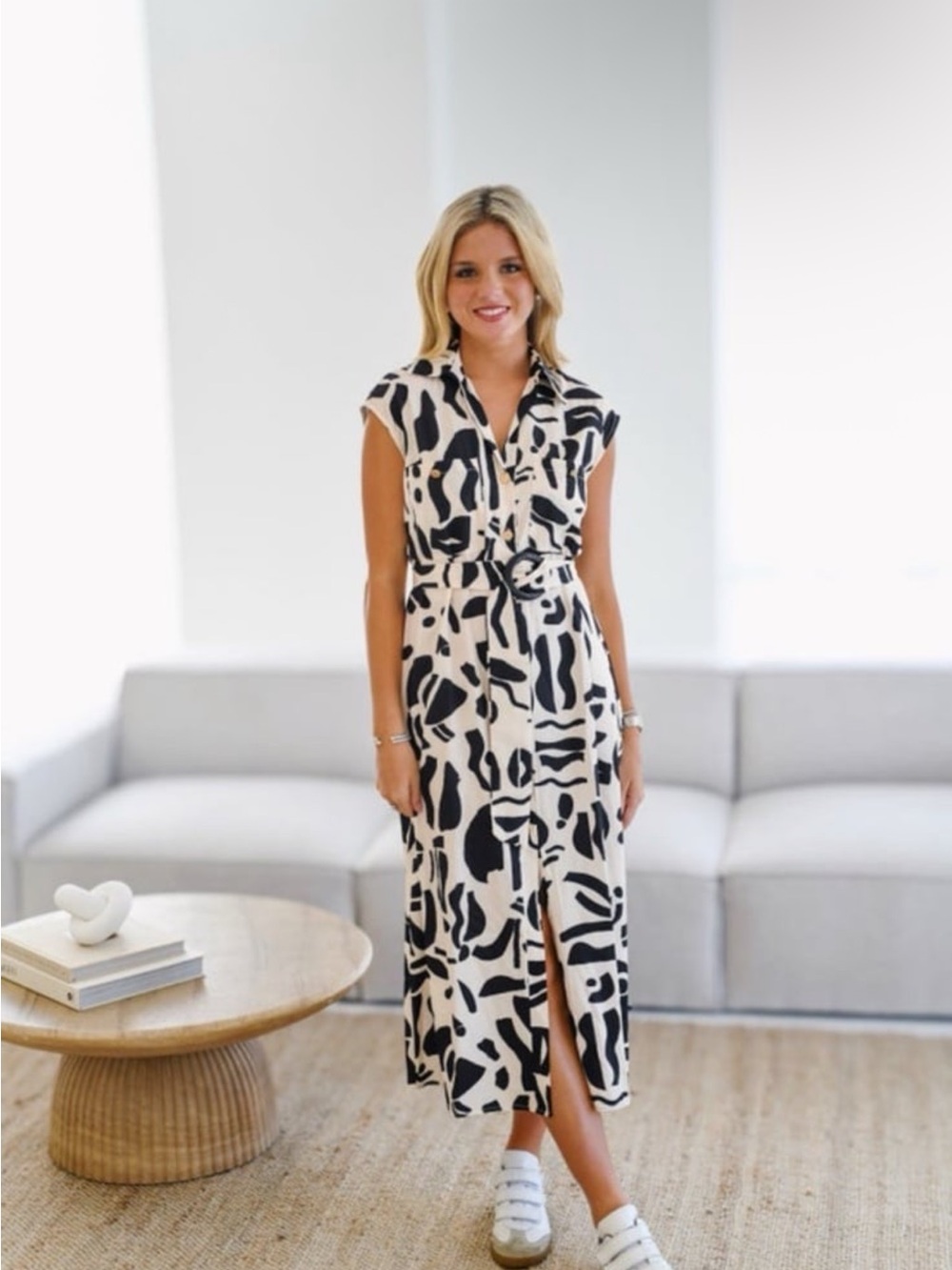 Abstract Black & White Maxi Shirt Dress - Sleek Summer Style